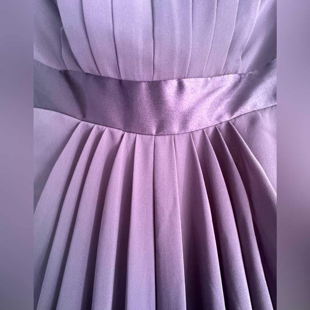 David’s Bridal•strapless pin-tuck gown•size 2P•polyester•lined•dusty plum/purple - Picture 9 of 12